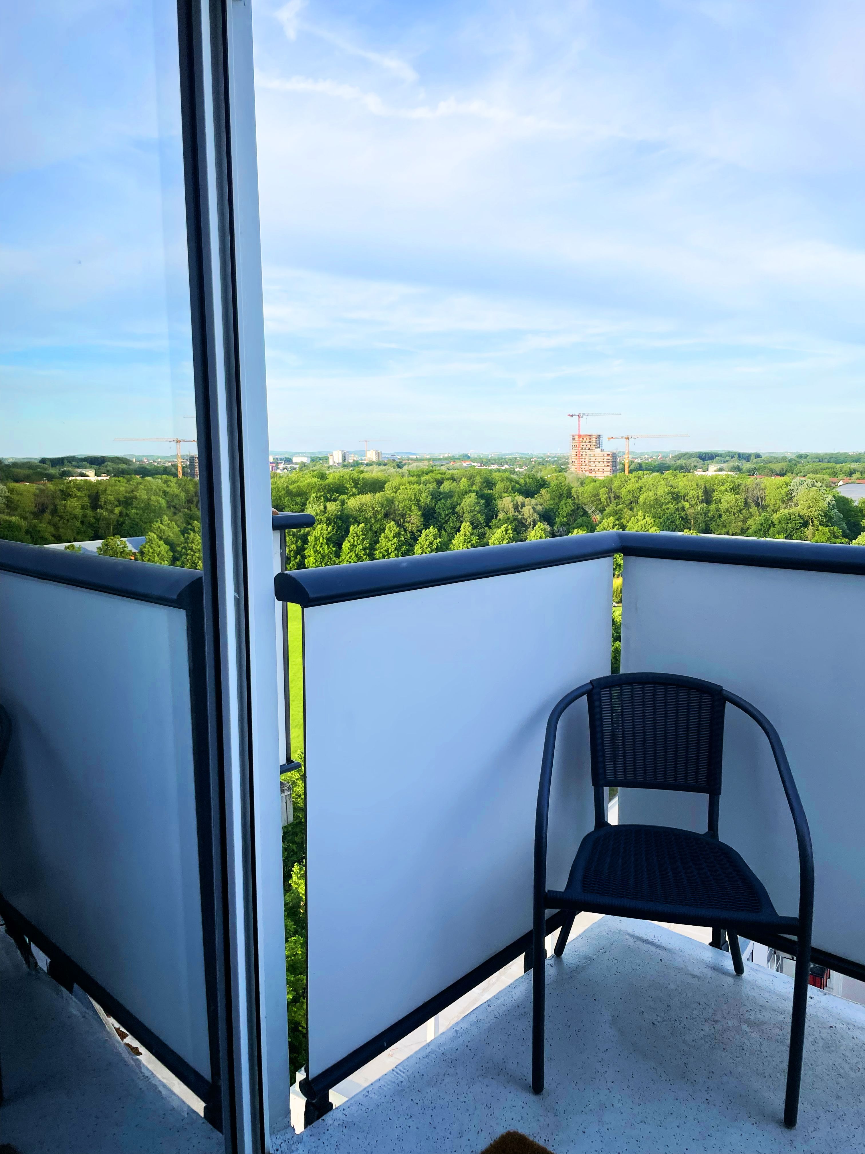  ENTERLIVINGHOMES Panorama Home Central, Skyline, Business Apartment  -  ENTERLIVINGHOMES Panorama Home Central, Skyline, business Apartment  - Gallery -  16