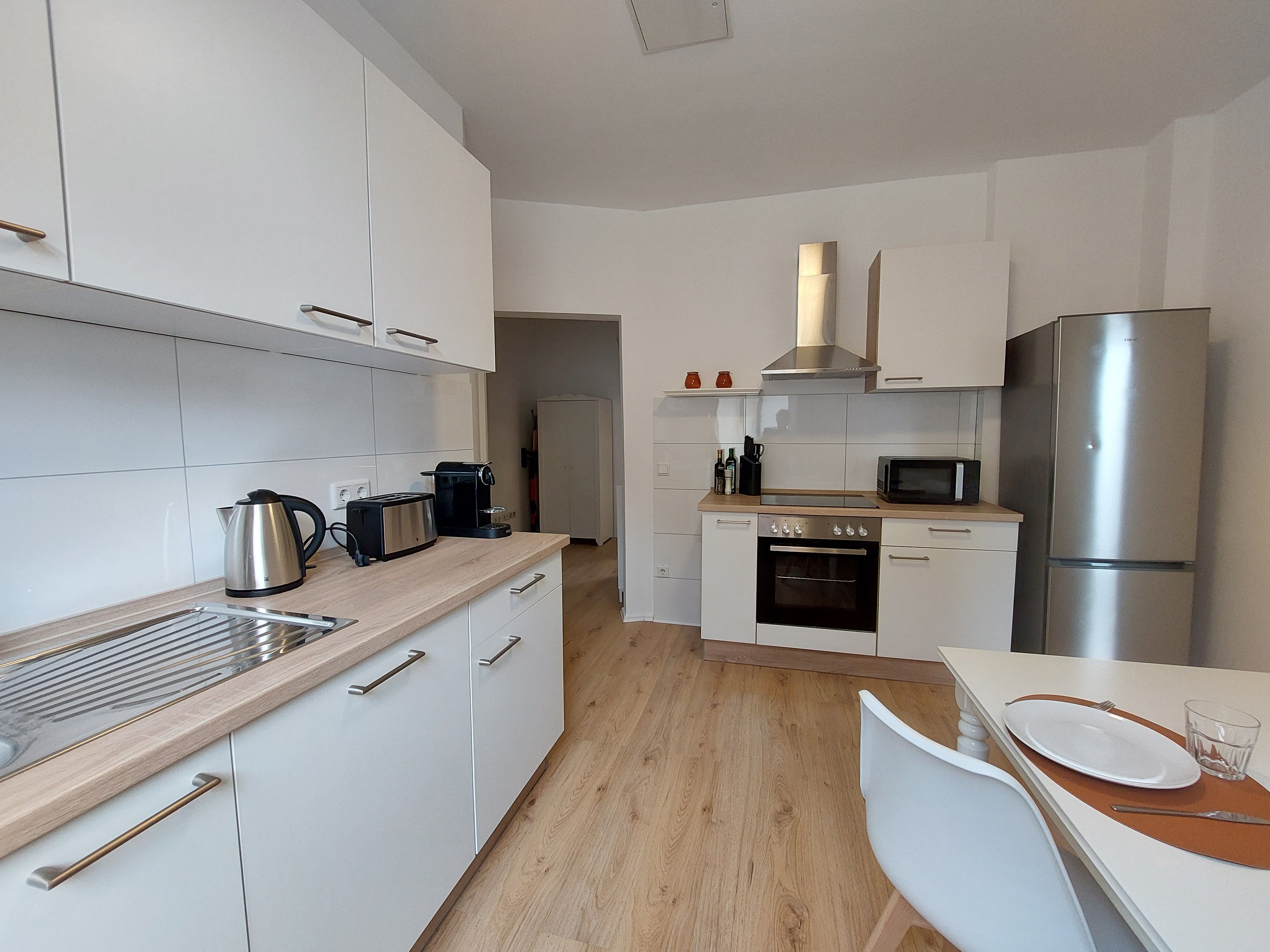 Cozy Family Apartment Near The Train Station And Parc Nordpark! - 24