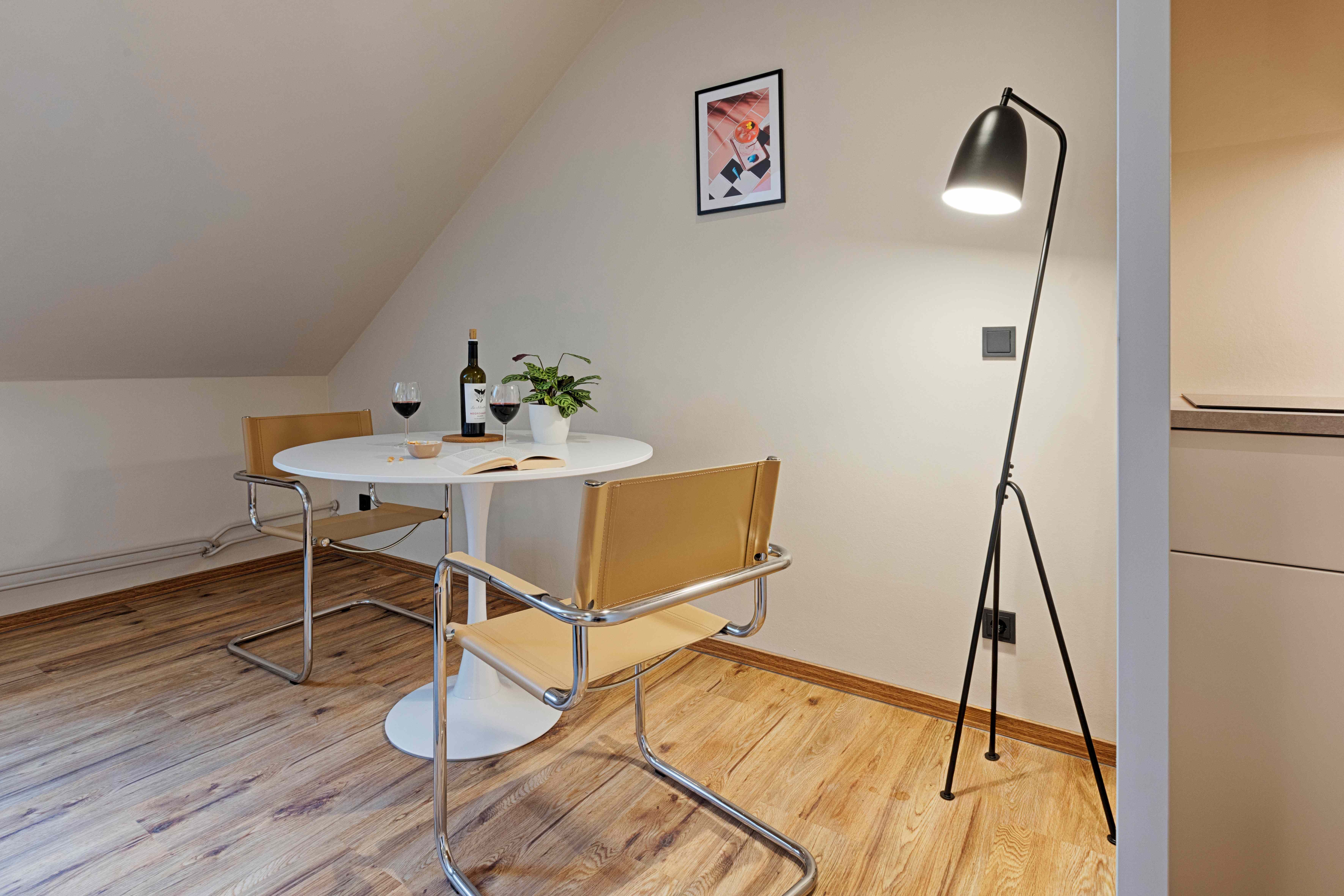 Cozy Apartment In The City Center Of Würzburg - 4