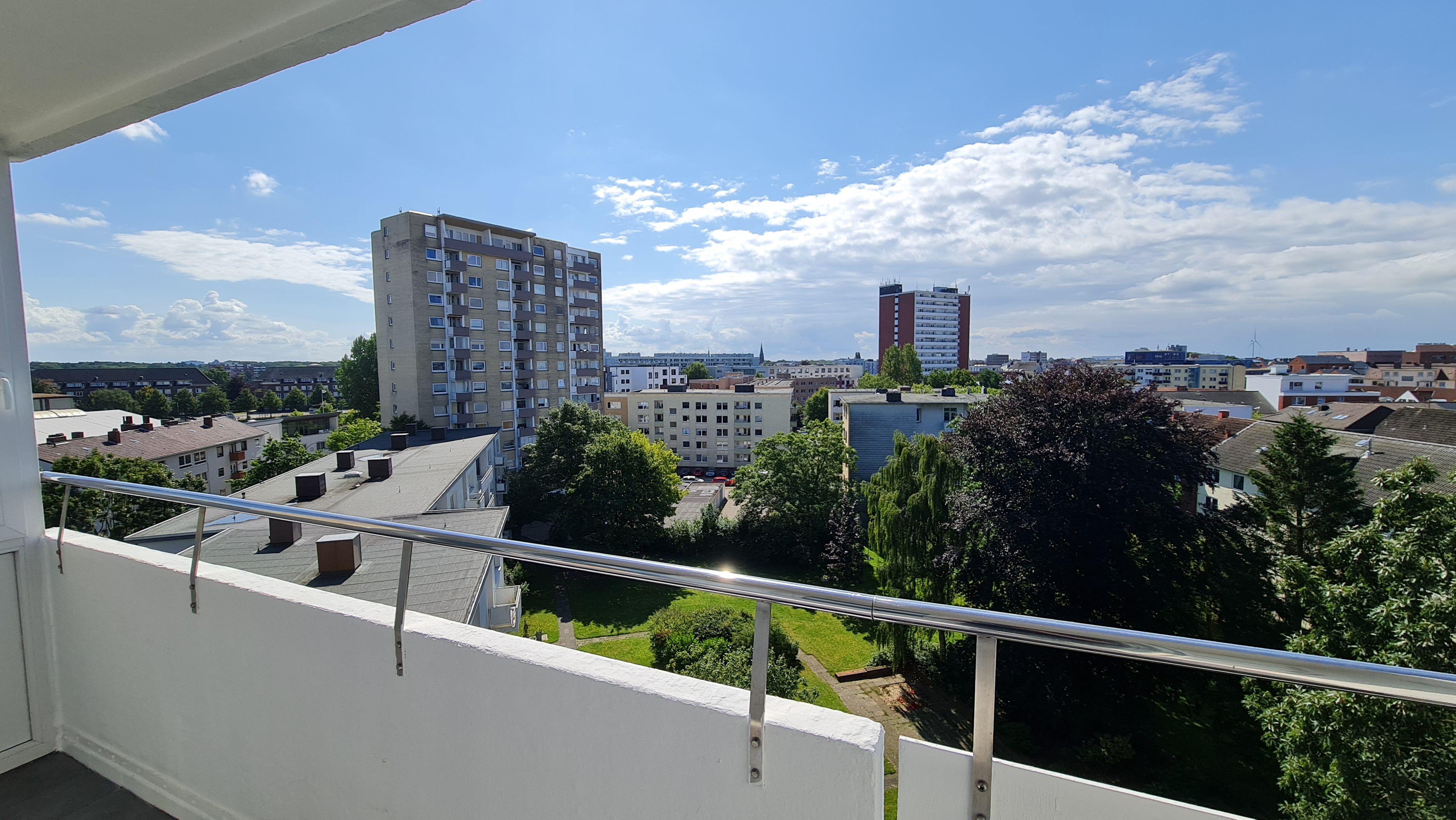  Spacious, Awesome Home (Bremerhaven)  -  Spacious, awesome home (Bremerhaven)  - Gallery -  25