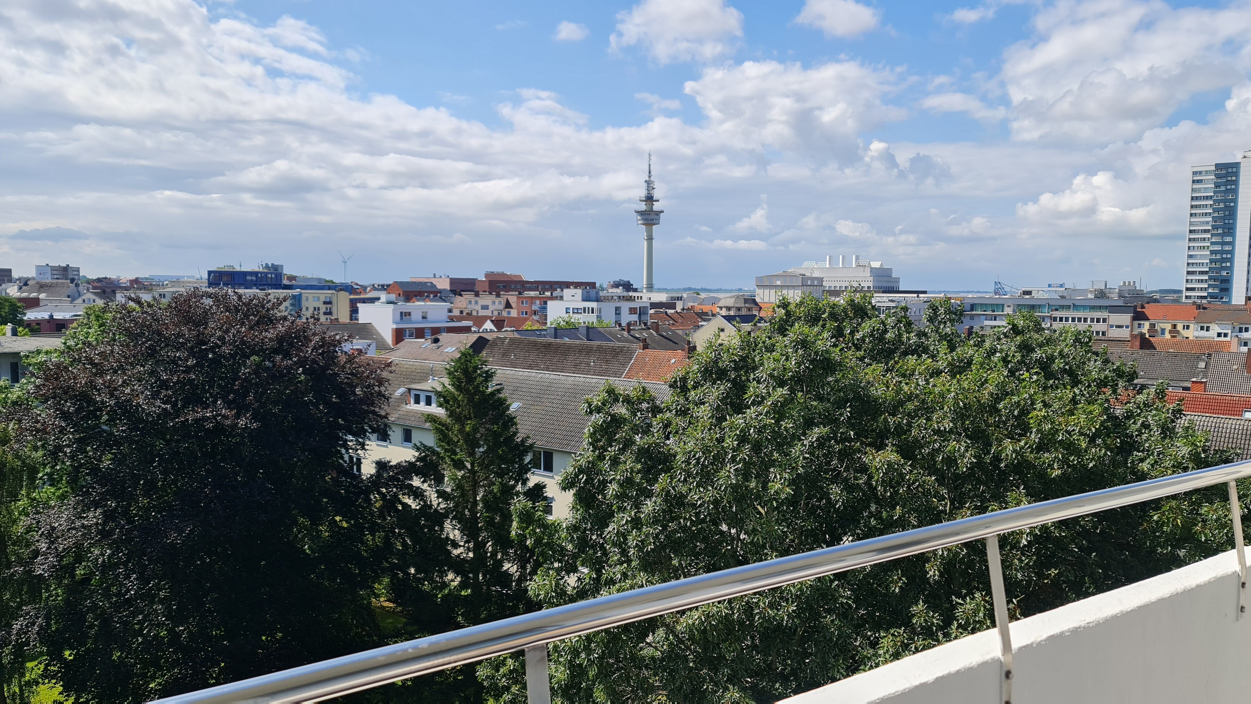  Spacious, Awesome Home (Bremerhaven)  -  Spacious, awesome home (Bremerhaven)  - Gallery -  24