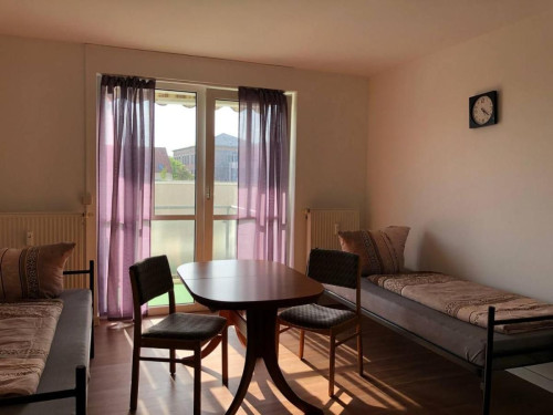 Voll ausgestattetes 2-Zimmer-Apartment in Chemnitz – ideal für bis zu 5 Personen  - Gallery -  5