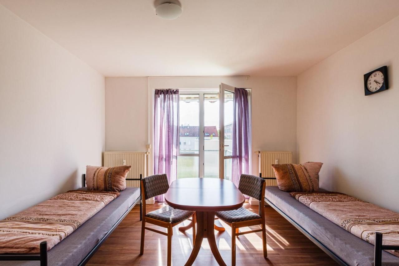  Voll Ausgestattetes 2-Zimmer-Apartment In Chemnitz – Ideal Für Bis Zu 5 Personen  -  Voll ausgestattetes 2-Zimmer-Apartment in Chemnitz – ideal für bis zu 5 Personen  - Gallery -  15