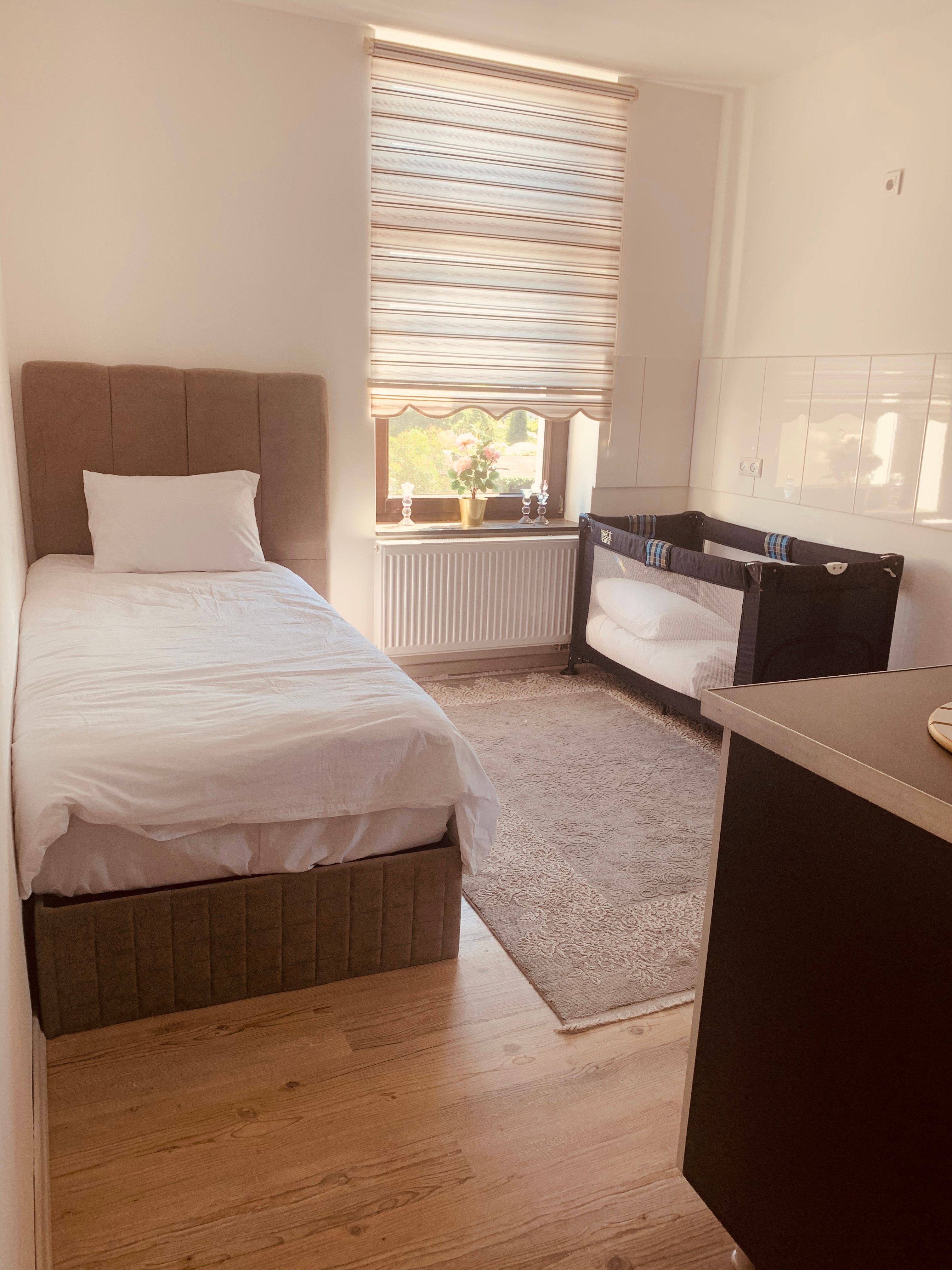 Fashionable Studio Apartment In The Centre Of Oberhausen - 7