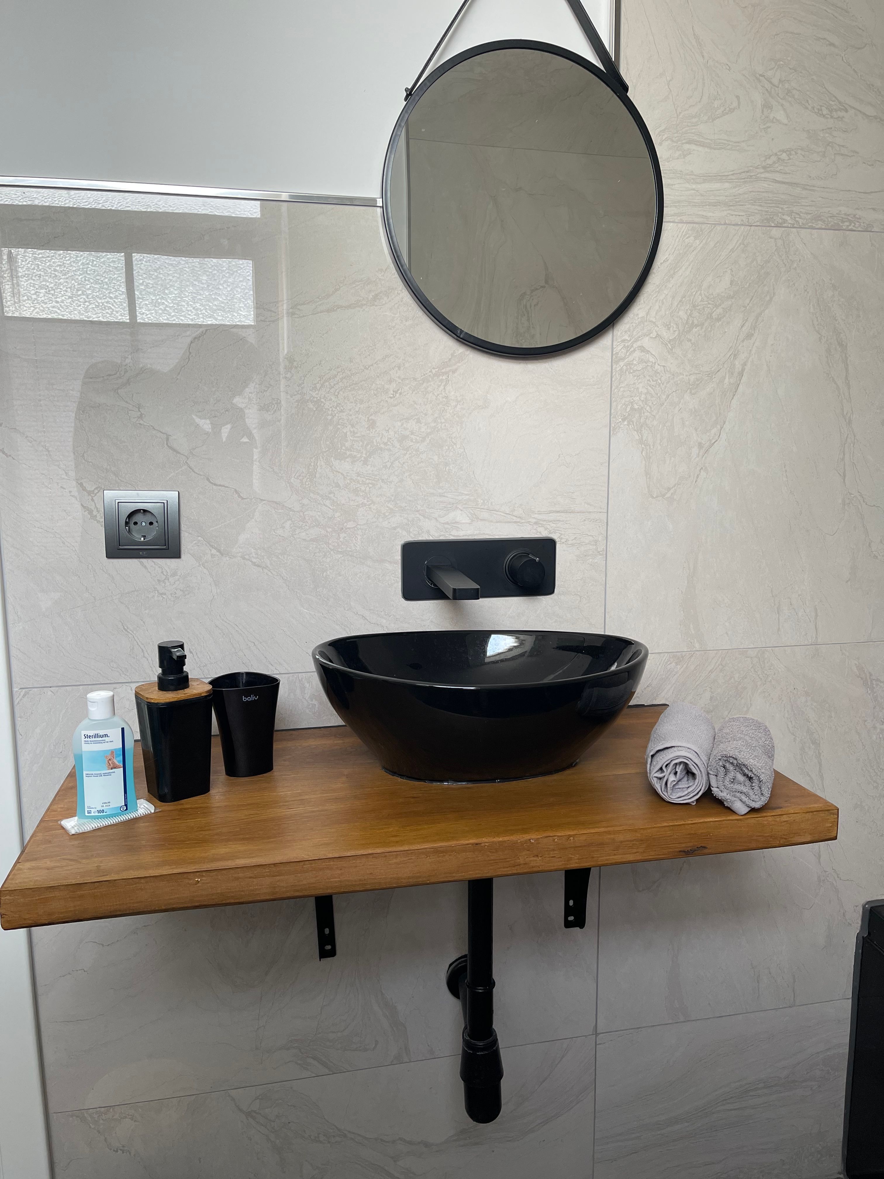  Great & Cozy Home In Gelsenkirchen  -  Great & cozy home in Gelsenkirchen  - Gallery -  7