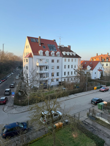 Cute & bright loft close to city center (Augsburg)