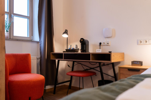dreamcation Altstadthotel - small double room (micro-apartment)
