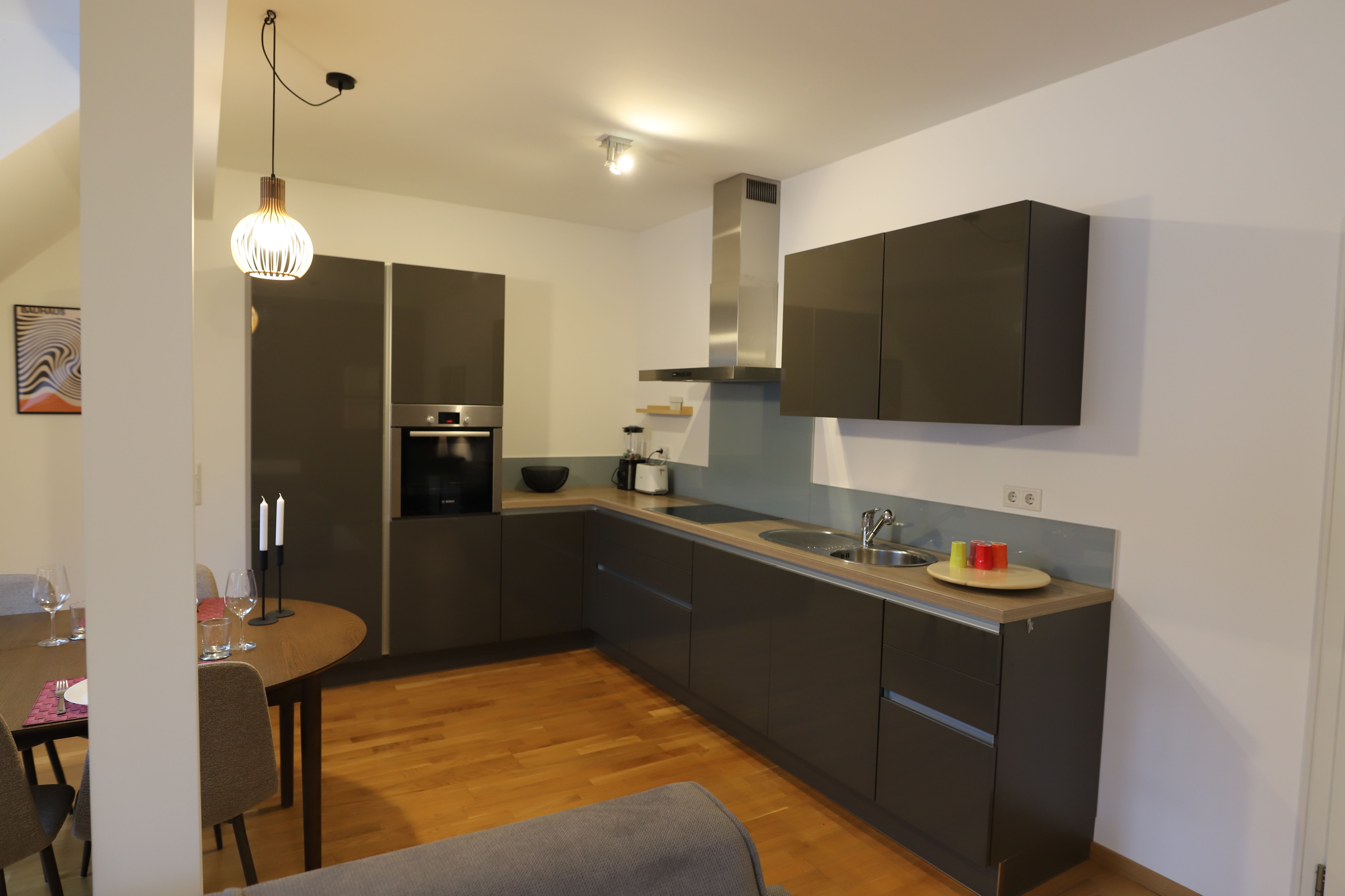  Beautiful Apartment In The Heart Of Darmstadt  -  Beautiful apartment in the heart of Darmstadt  - Gallery -  16