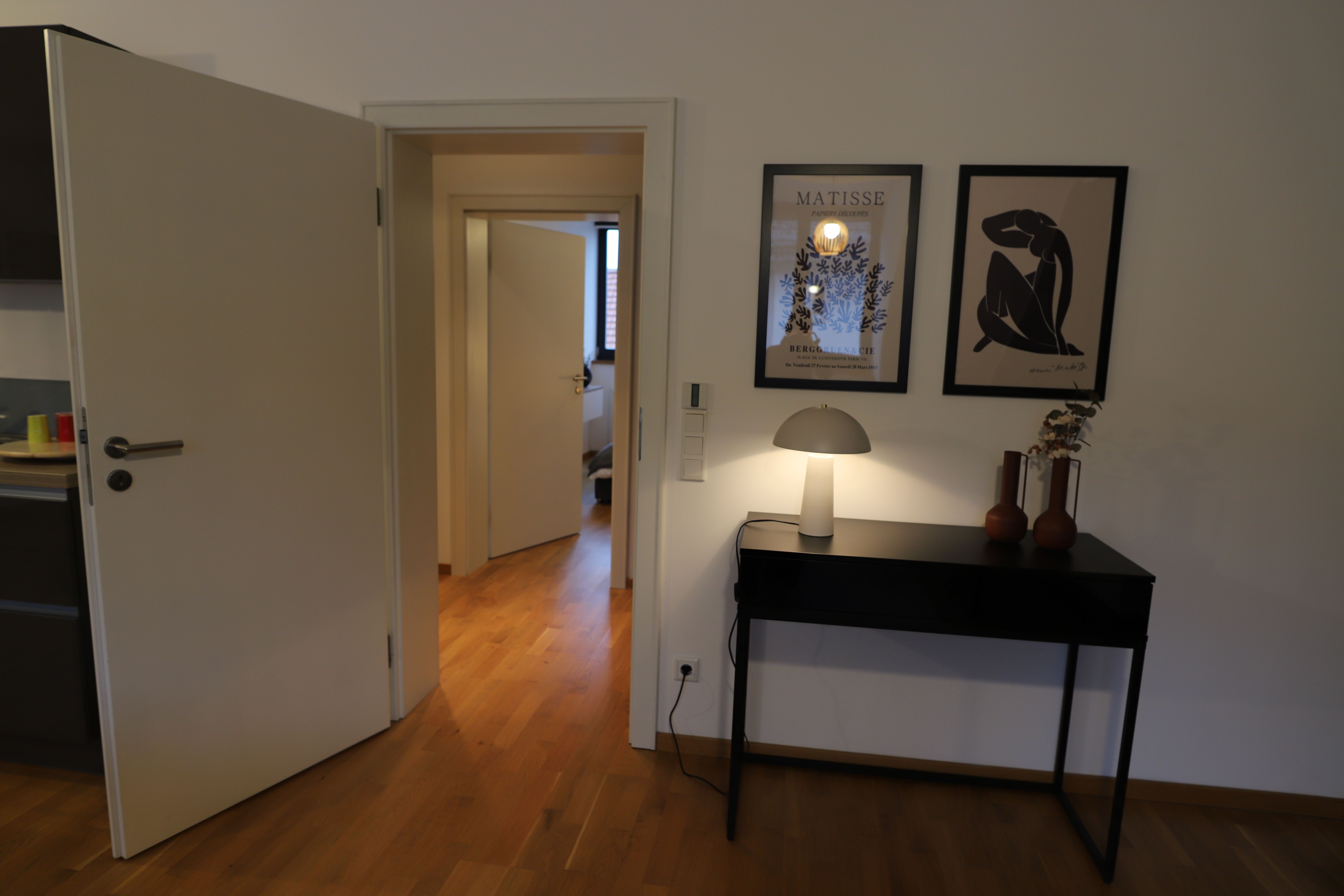  Beautiful Apartment In The Heart Of Darmstadt  -  Beautiful apartment in the heart of Darmstadt  - Gallery -  19
