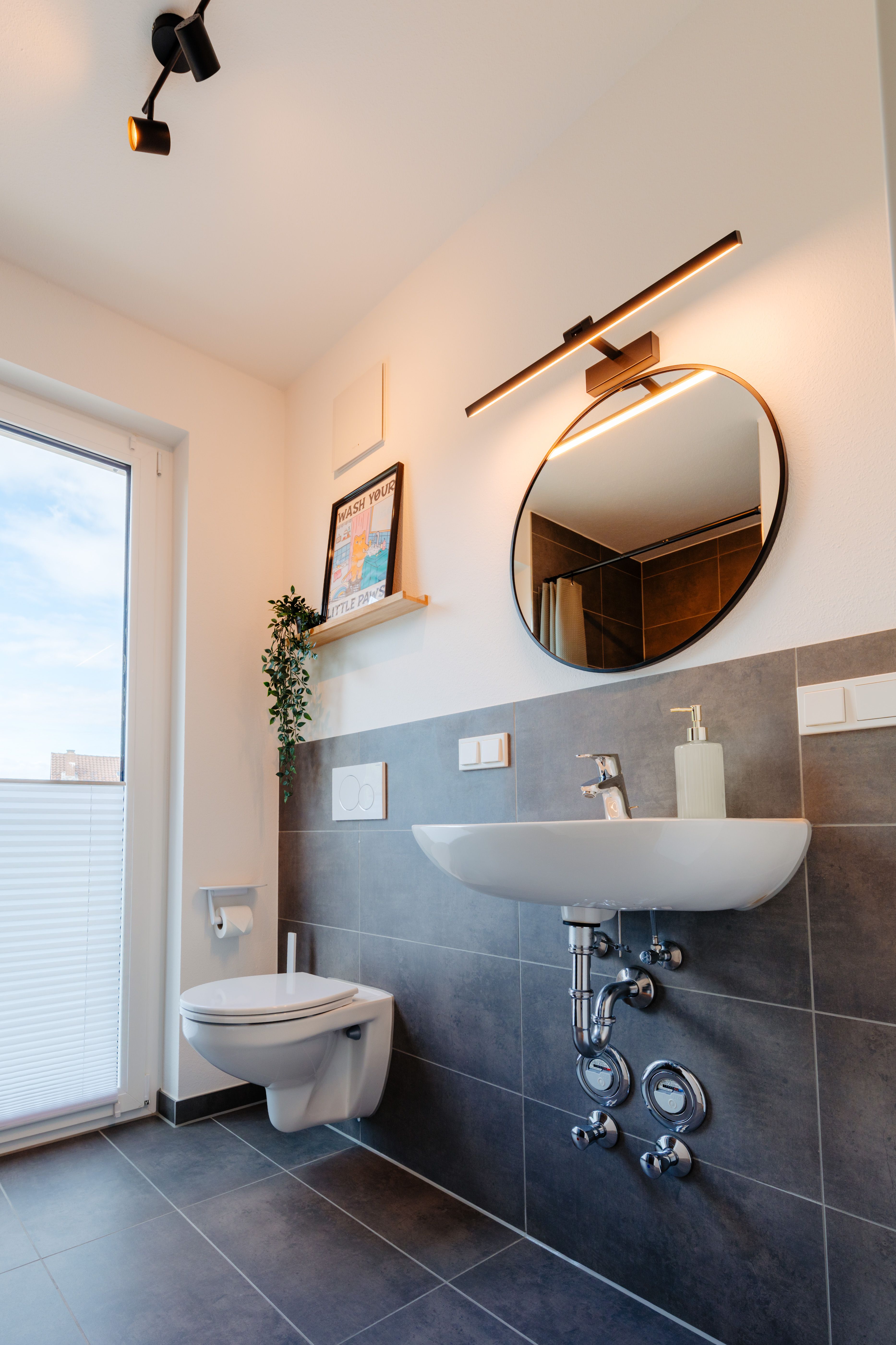 Stay At The City Villa By The Leine – Central & Stylish, With Kitchen And Parking - 13