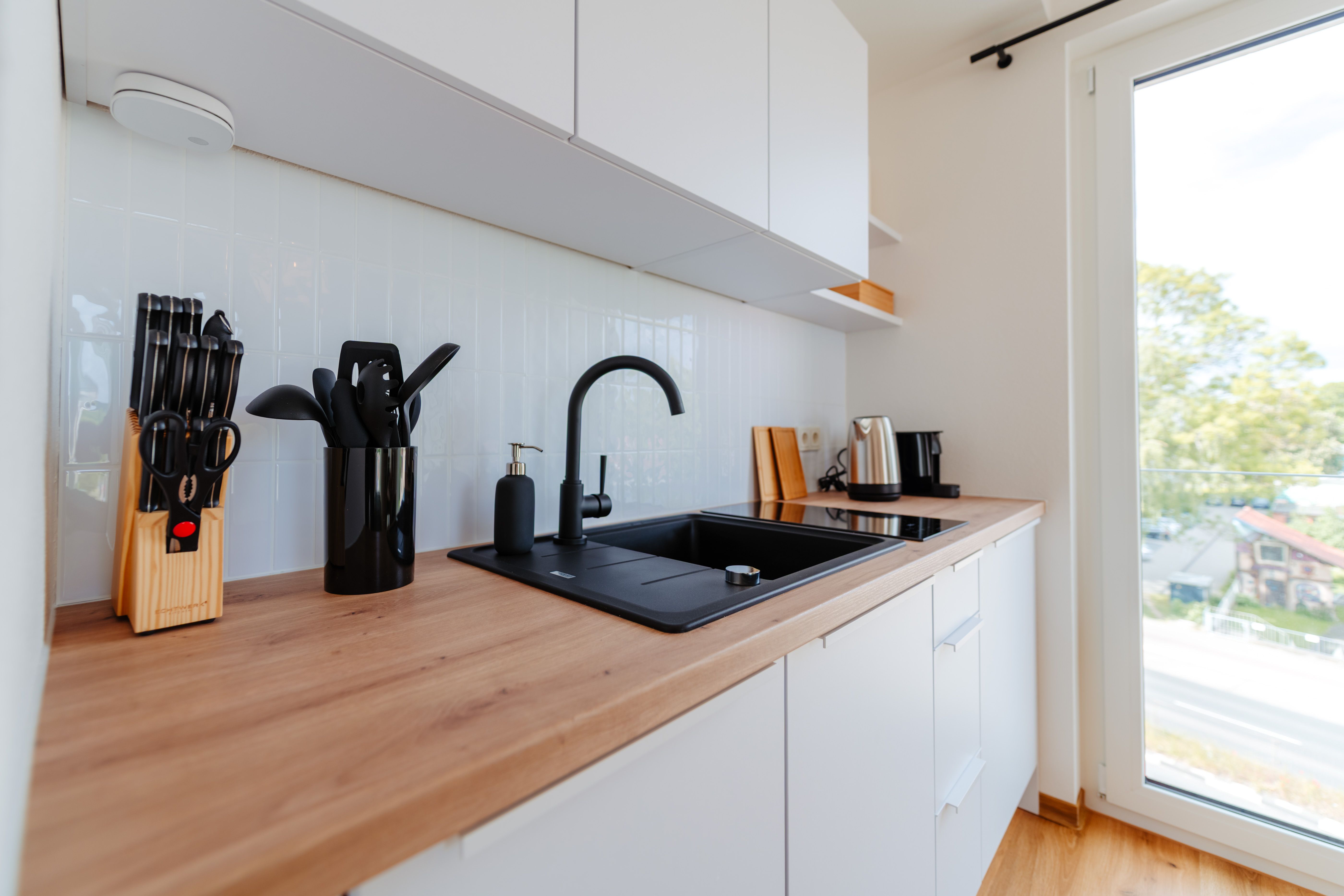 Stay At The City Villa By The Leine – Central & Stylish, With Kitchen And Parking - 19