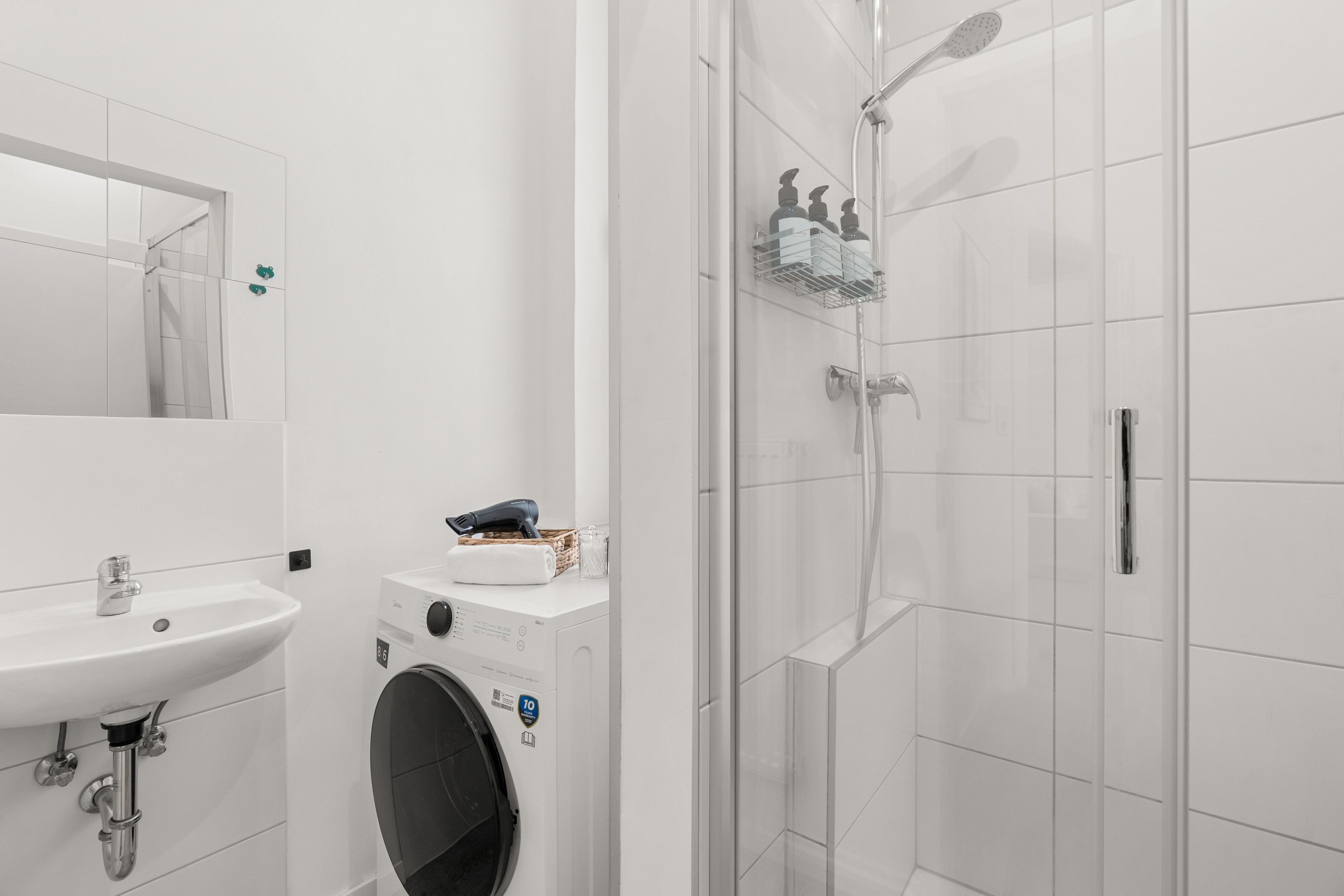  Bright Studio In Bielefeld  -  Bright studio in Bielefeld  - Gallery -  16