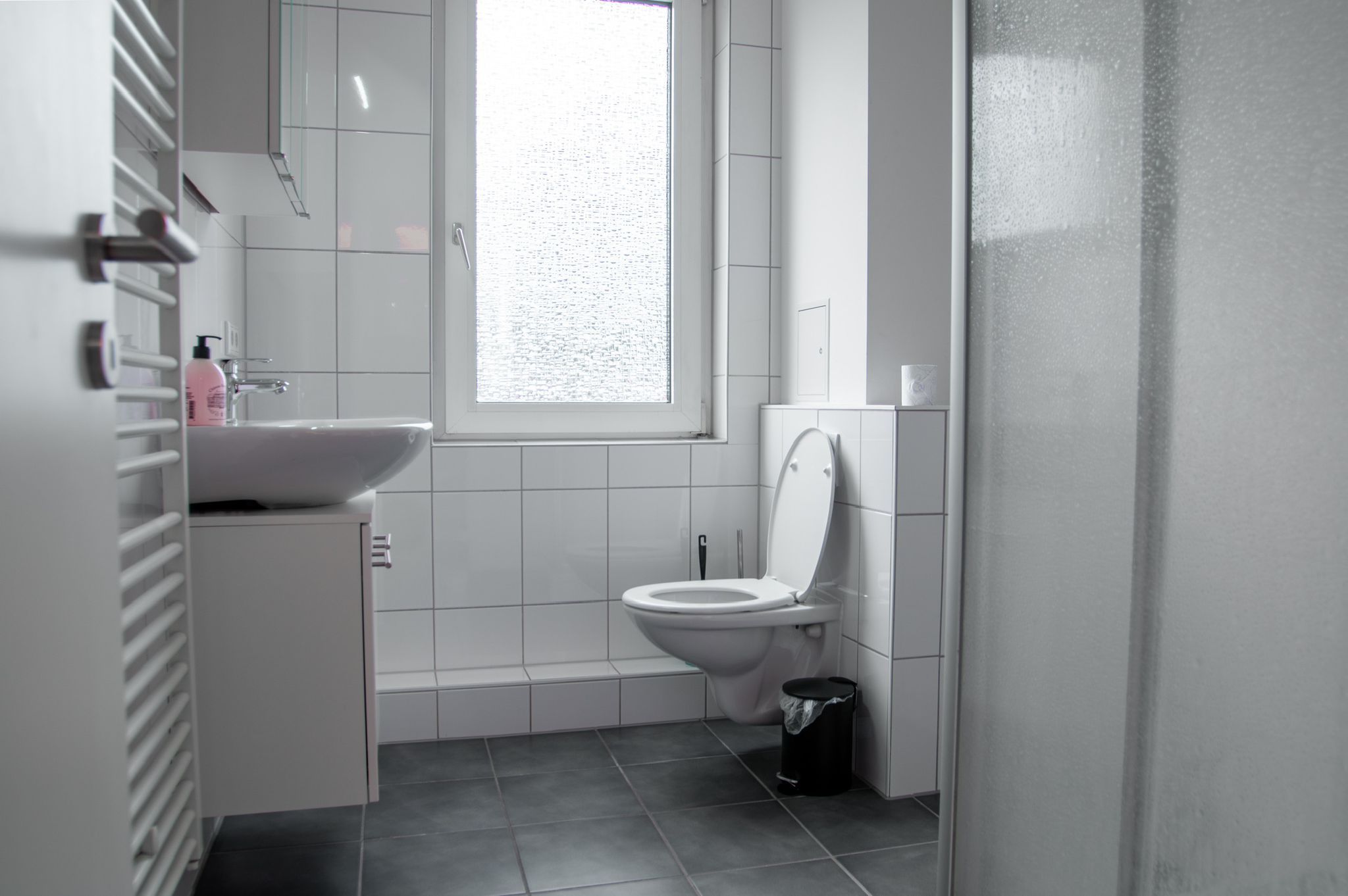 Cozy Apartment With 4 Single Beds, Kitchen-Living Room And Large Balcony In Bielefeld Center - 4