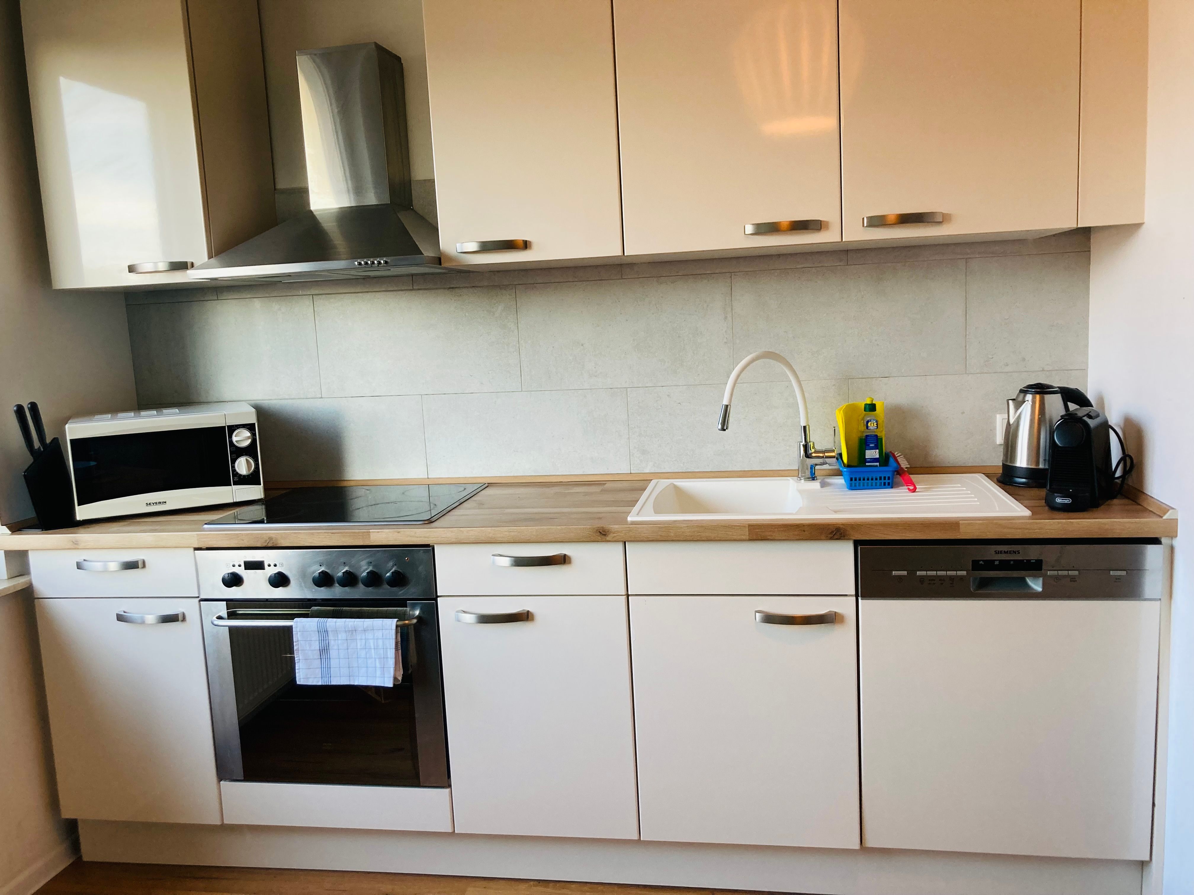Cozy Apartment With 4 Single Beds, Kitchen-Living Room And Large Balcony In Bielefeld Center - 5