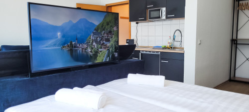 Terrace - Parking lot - TV in box-spring bed - Kitchen - Gallery - 22