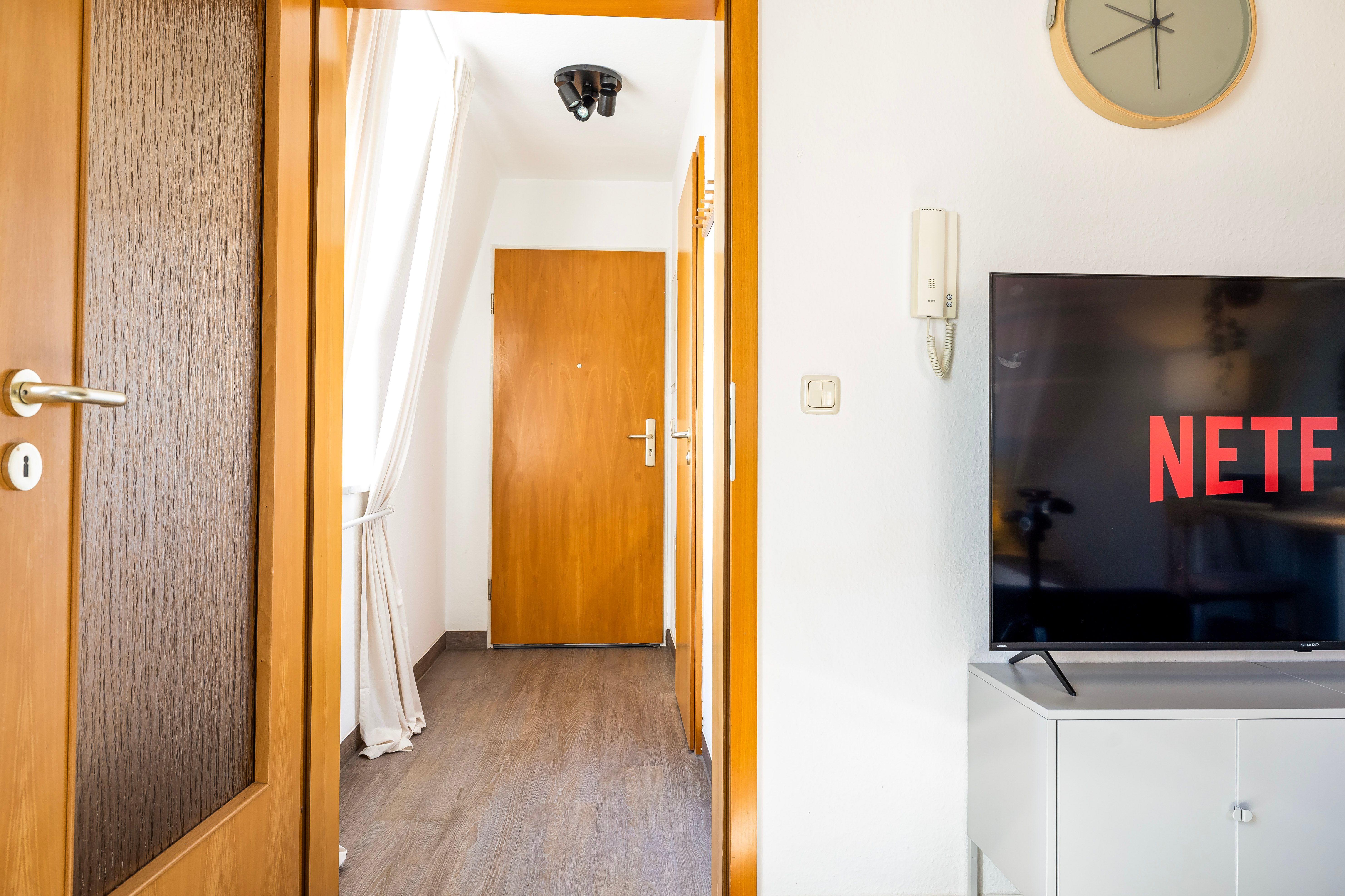  Cozy Apartment Direct In The City - With Balcony  -  Cozy Apartment direct in the City - with balcony  - Gallery -  2