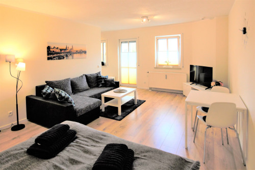 Modern apartment conveniently located