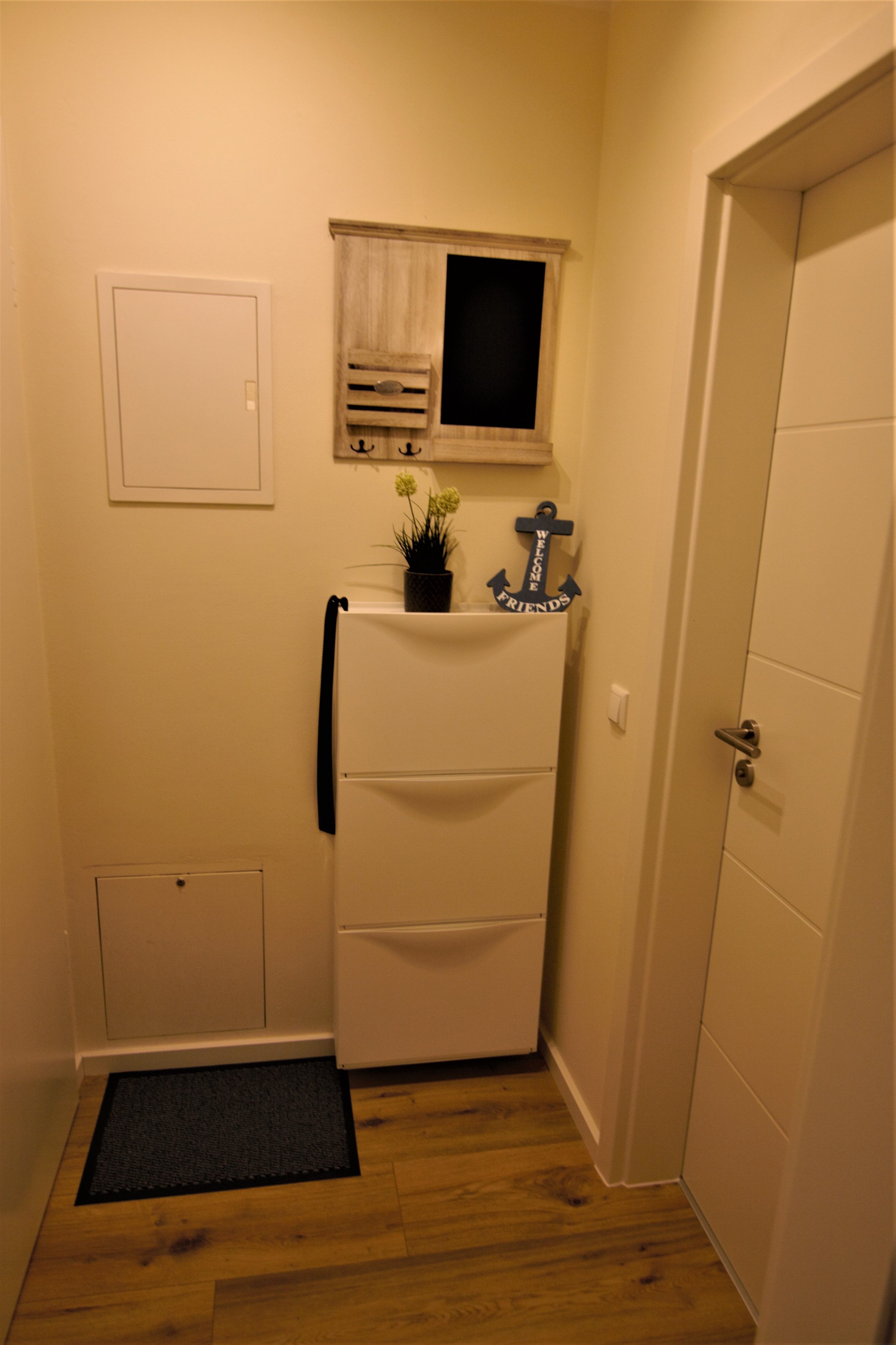 Modern Apartment Conveniently Located - Modern apartment conveniently located - Gallery - 1