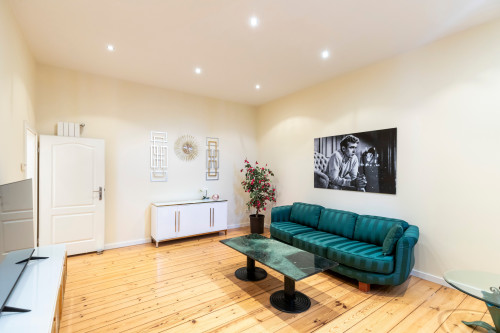 Most Central - spacious apartment in the sidewing