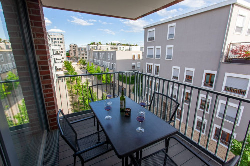 3-room apt. - new building, modern, close to the centre, Danube view, VAT included & car parking
