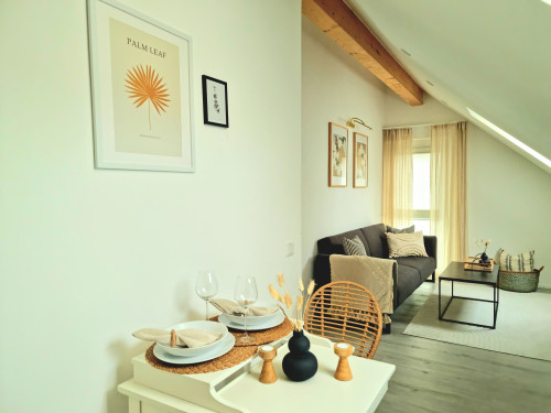 Stylish, Central - Loft Apartment, Work Station and Private Parking  - Gallery -  5