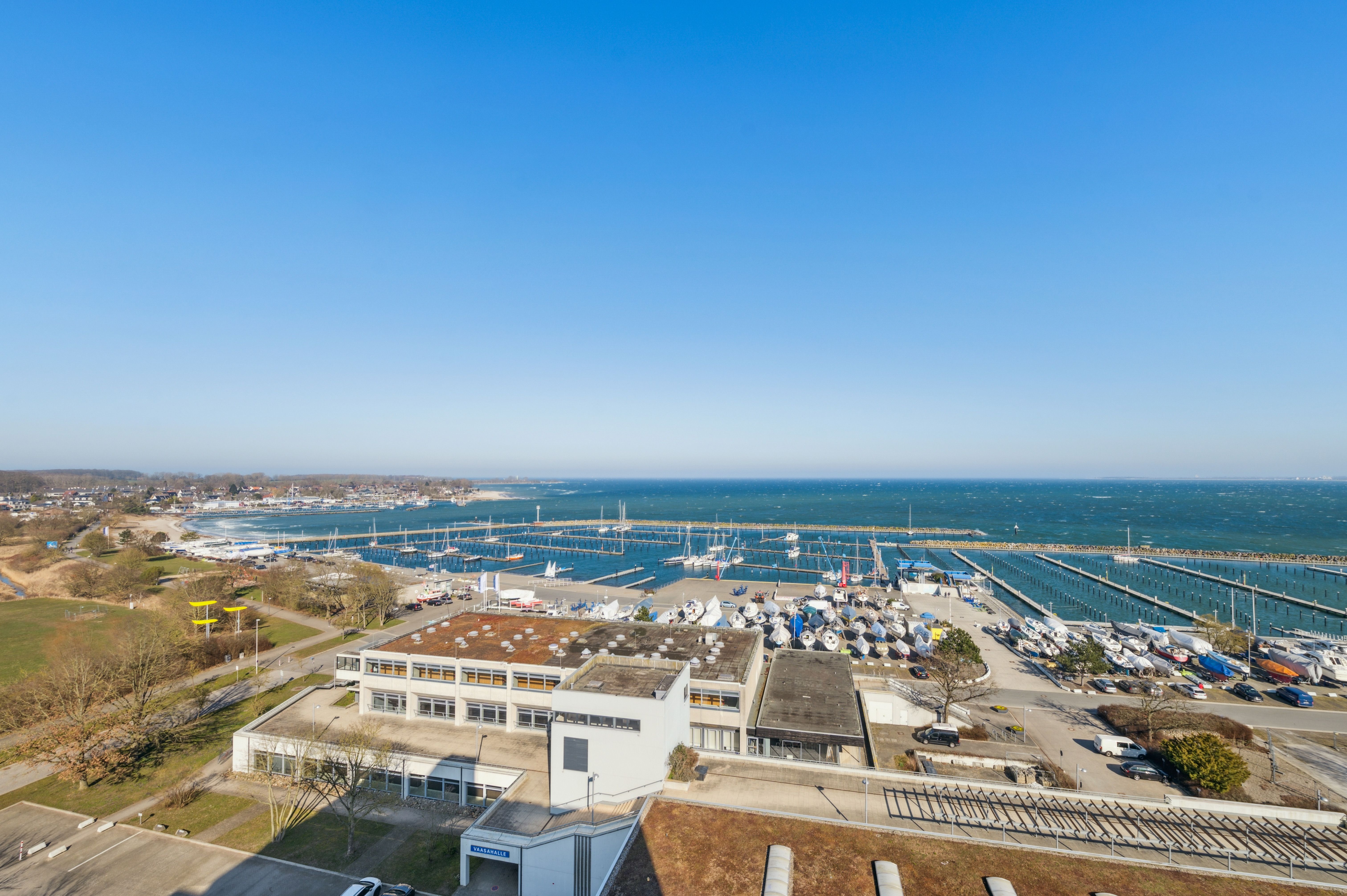  Kiel Home With Harbour View, Kiel - Schilksee, Renovated  -  Kiel Home with harbour view, Kiel - Schilksee, renovated  - Gallery -  4