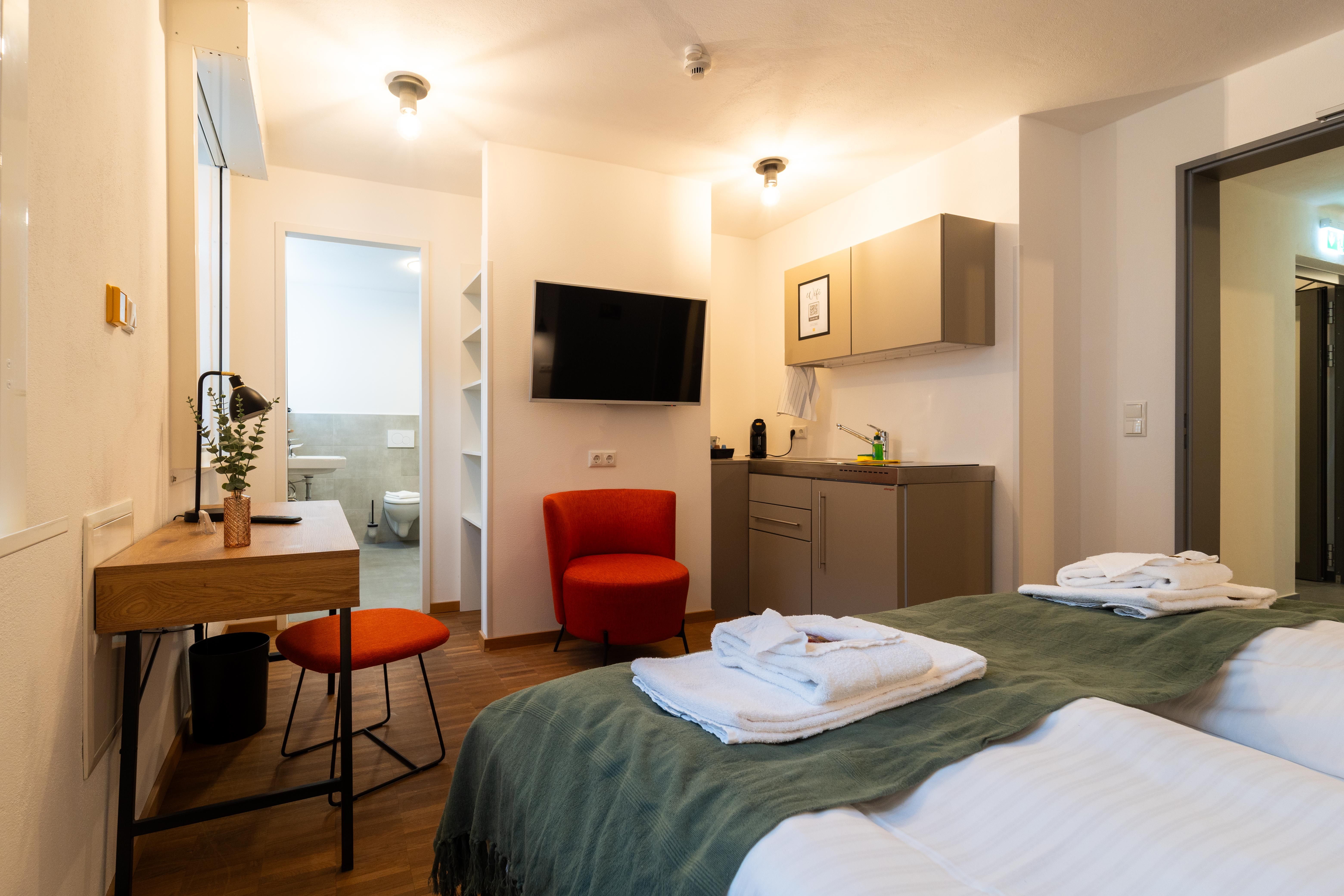 Dreamcation Altstadthotel - Double Room Large (Mikro Apartment) - 10