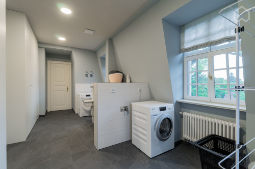 Spacious 1 room apartment with upscale furnishings at the Heiligen See in Potsdam - Gallery - 3