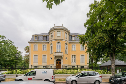 Spacious 1 room apartment with upscale furnishings at the Heiligen See in Potsdam - Gallery - 18