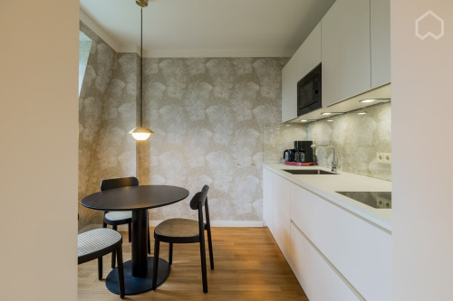 Spacious 1 room apartment with upscale furnishings at the Heiligen See in Potsdam - Gallery - 40