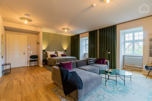 Spacious 1 room apartment with upscale furnishings at the Heiligen See in Potsdam - Gallery - 30