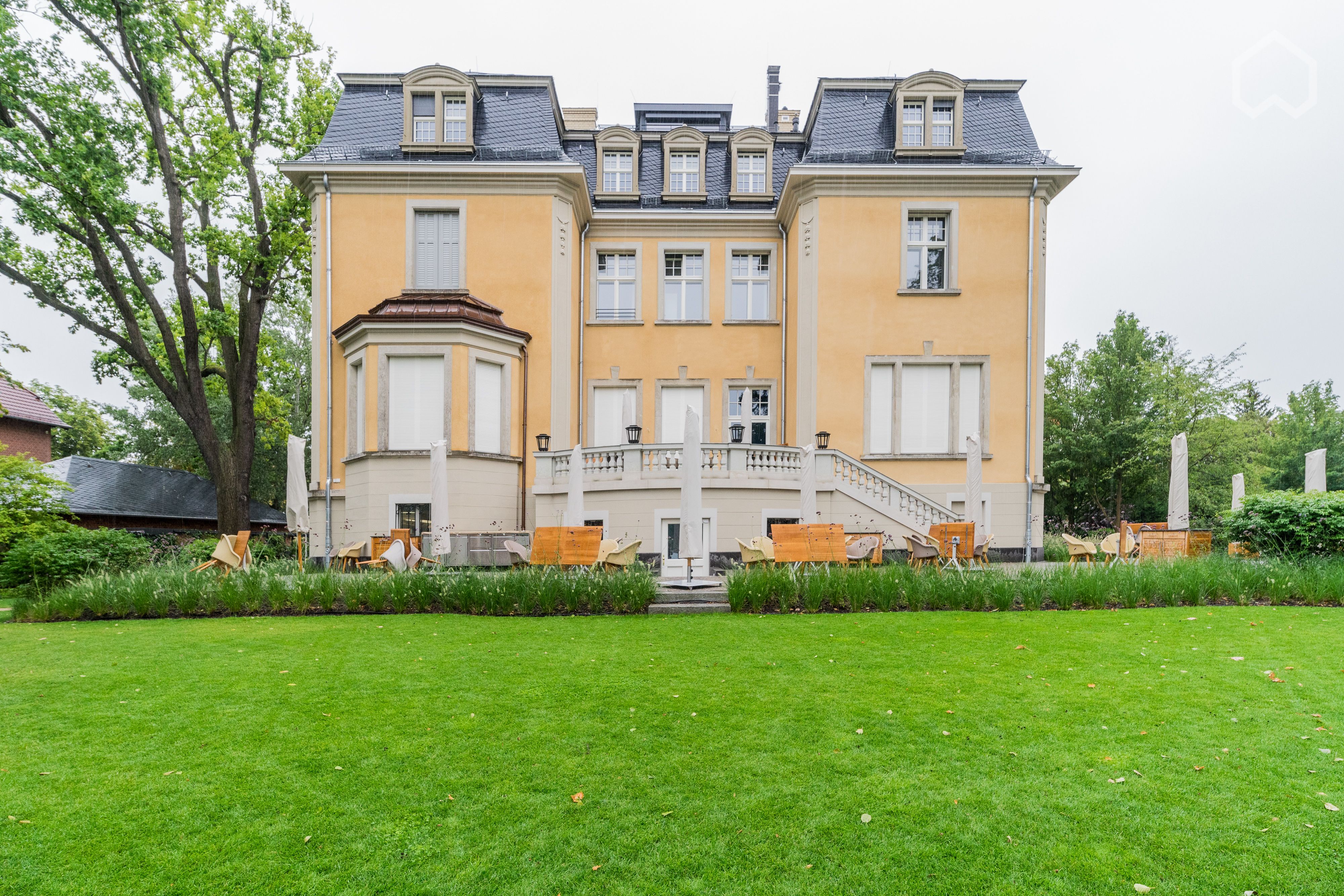 Spacious 1 Room Apartment With Upscale Furnishings At The Heiligen See In Potsdam - 8