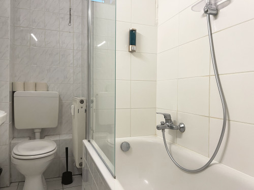 Awesome, modern 6-Bed Apartment for fitters in Osnabrück  - Gallery -  5