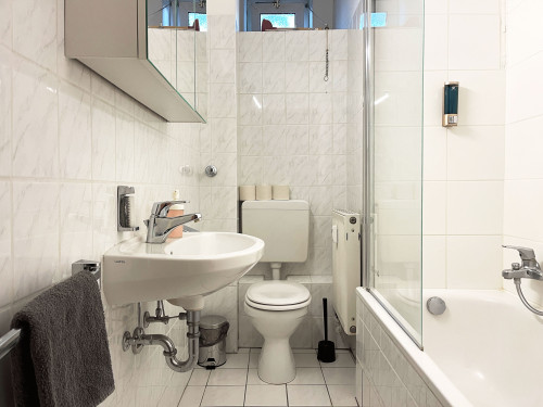 Awesome, modern 6-Bed Apartment for fitters in Osnabrück