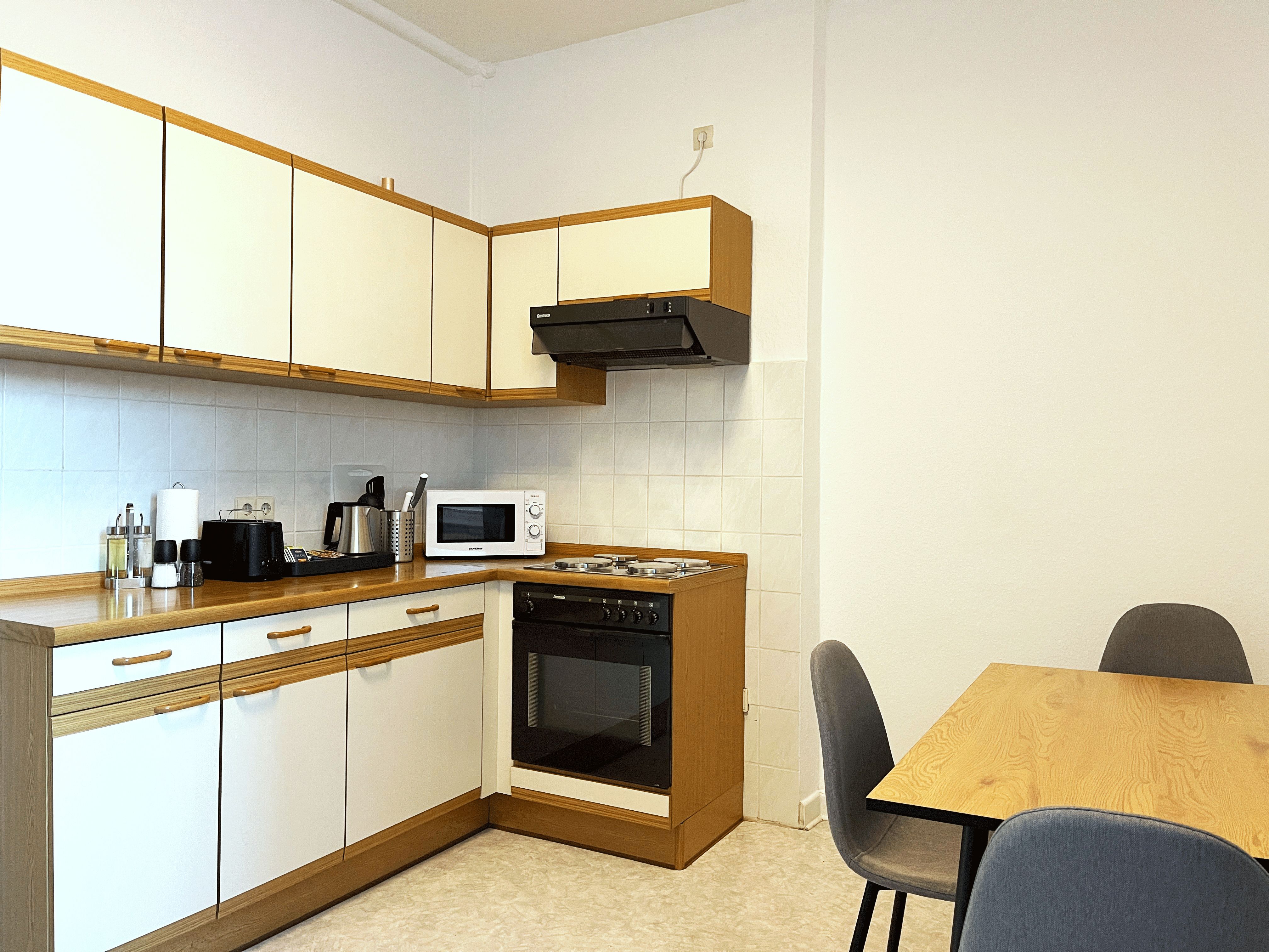  Awesome, Modern 6-Bed Apartment For Fitters In Osnabrück  -  Awesome, modern 6-Bed Apartment for fitters in Osnabrück  - Gallery -  9