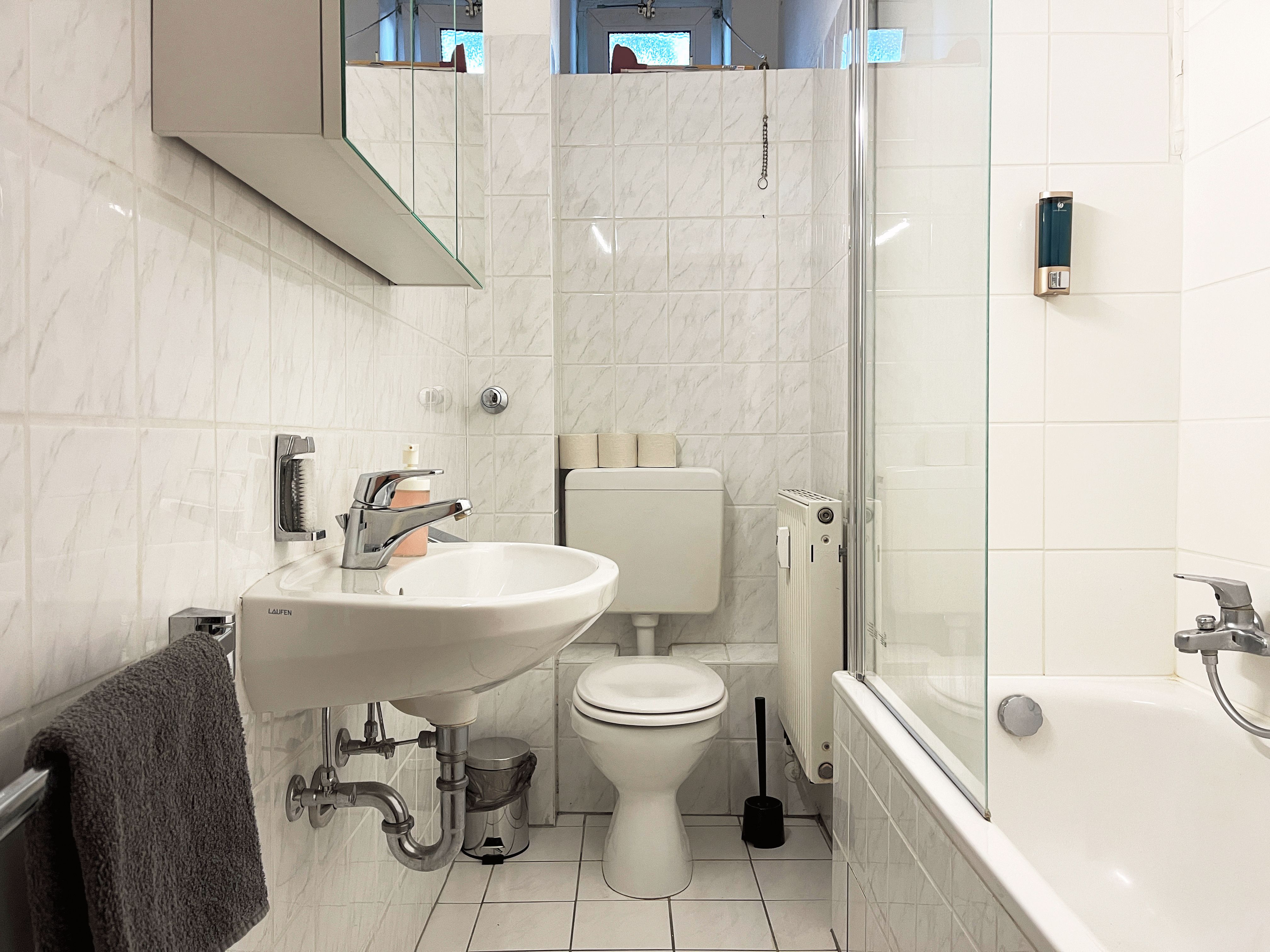  Awesome, Modern 6-Bed Apartment For Fitters In Osnabrück  -  Awesome, modern 6-Bed Apartment for fitters in Osnabrück  - Gallery -  2
