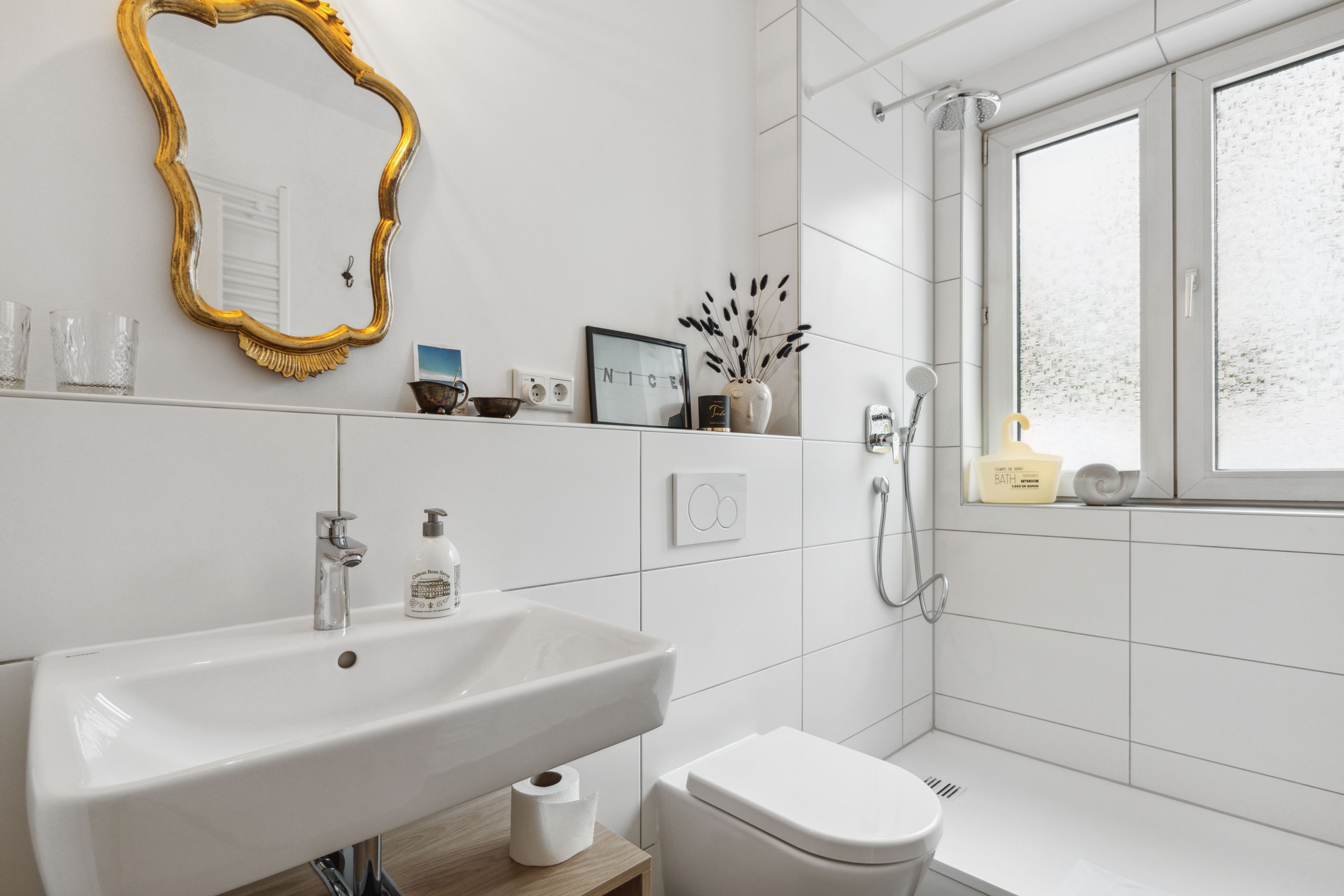 LEVEL22 | Charming, Balcony, Central Location Near Train Station - LEVEL22 | Charming, Balcony, Central Location Near Train Station - Gallery - 2