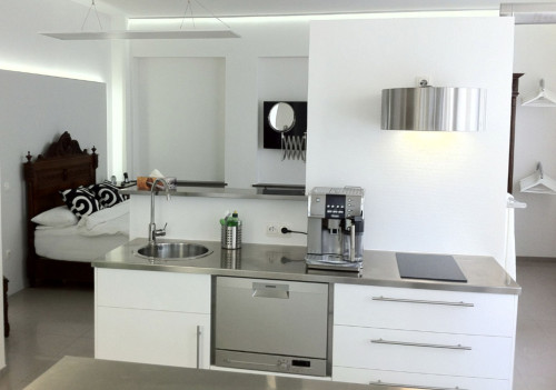 Apartment A - Modern stylish 1 room Loft City Center Ground Floor