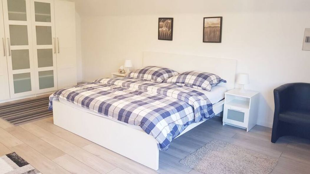  Beautiful Home With PERFECT Connection!  -  Beautiful Home with PERFECT Connection!  - Gallery -  18