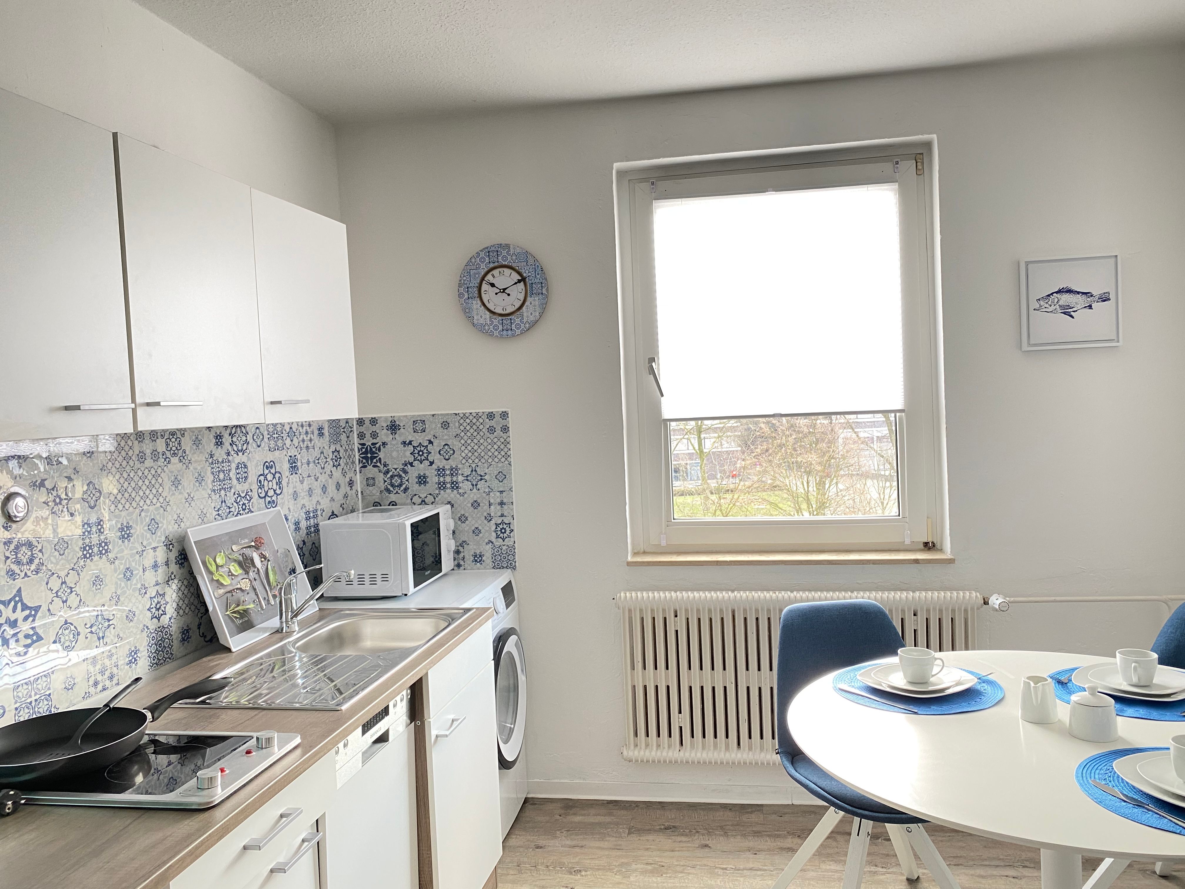  BLAUE INSEL Near Duisburg HBF And The University.  -  BLAUE INSEL near Duisburg HBF and the University.  - Gallery -  14