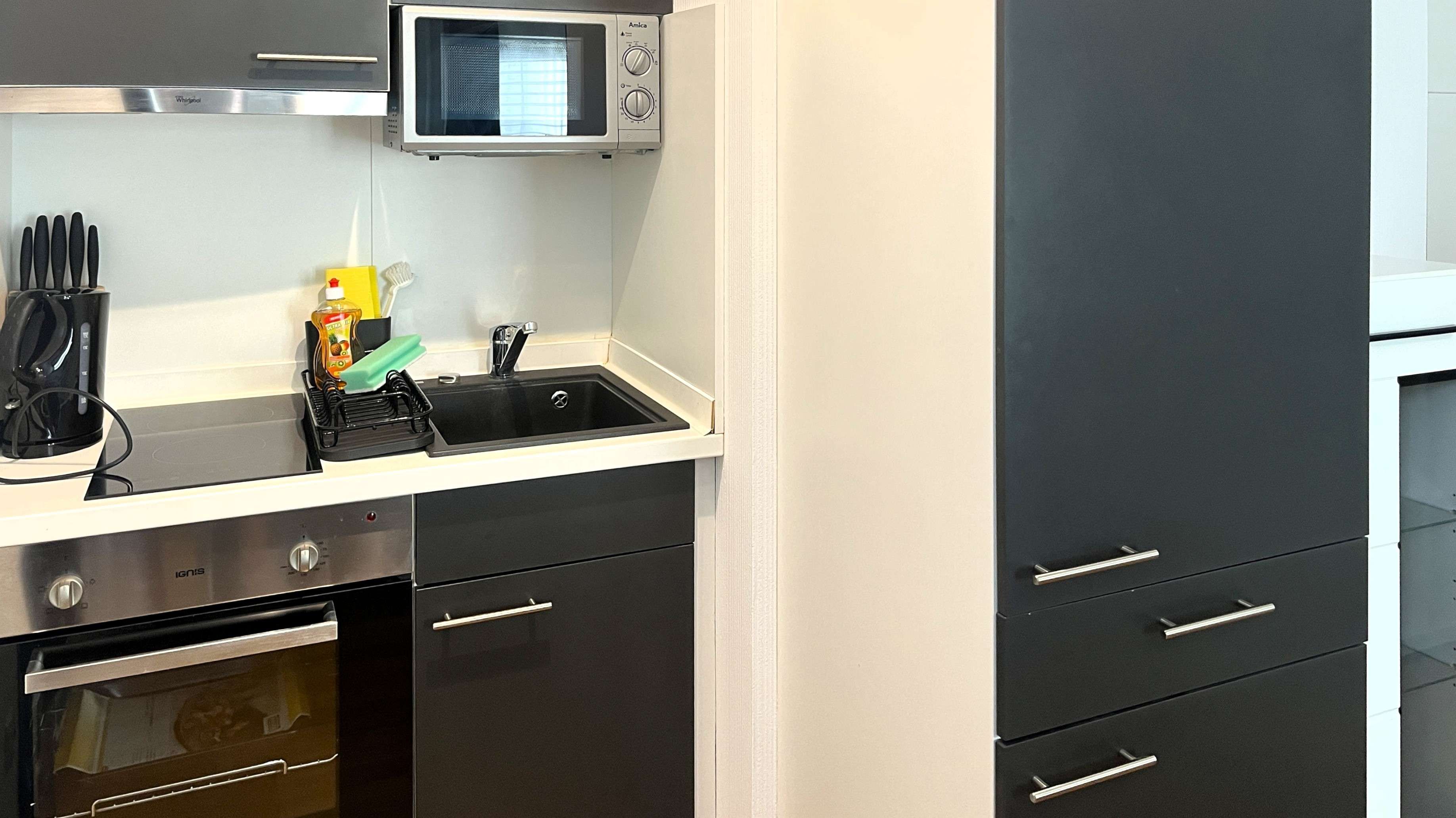 Boarding Apartment - Fully Equipped - Beautifully Furnished - 4