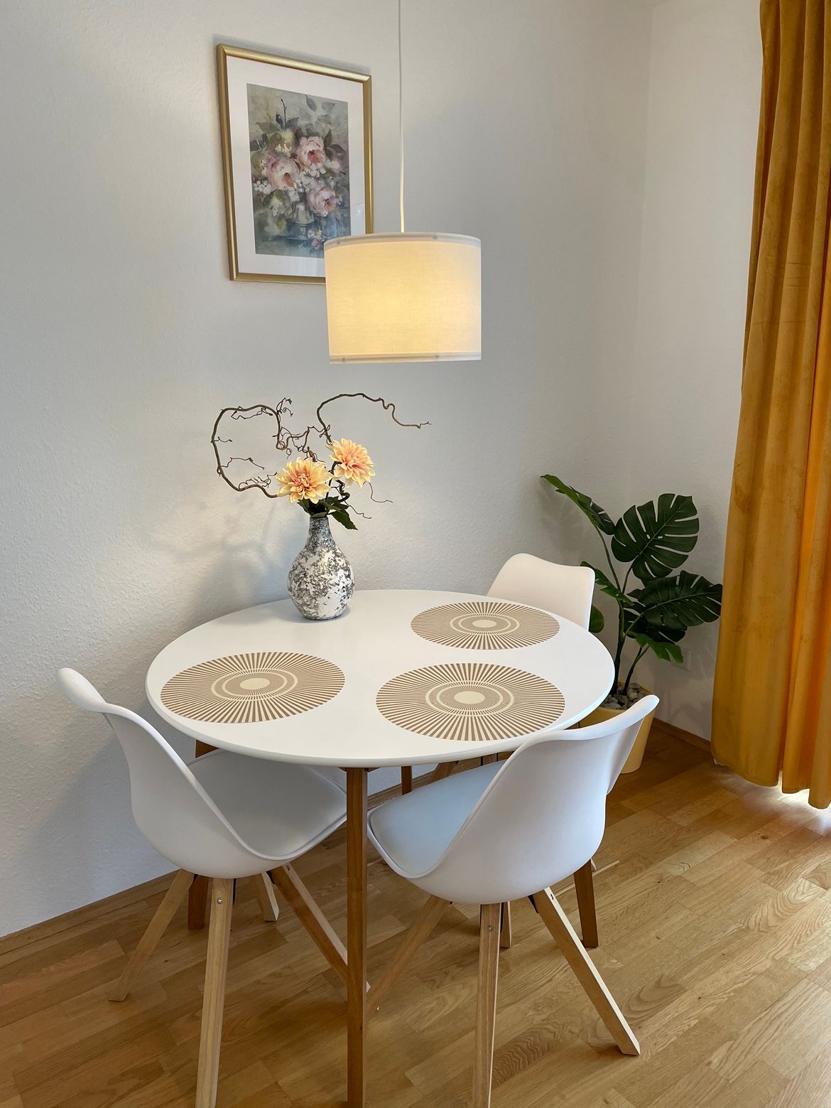  High-Quality Furnished 2-Room Apartment With Internet In Wiesbaden-Südost  -  High-quality furnished 2-room apartment with Internet in Wiesbaden-Südost  - Gallery -  8