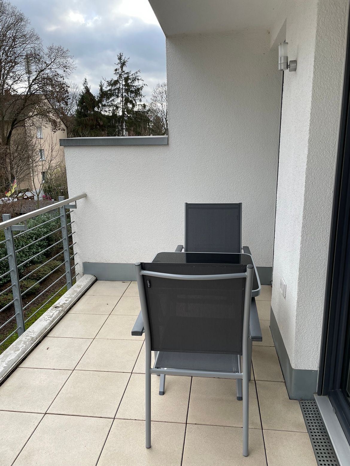  High-Quality Furnished 2-Room Apartment With Internet In Wiesbaden-Südost  -  High-quality furnished 2-room apartment with Internet in Wiesbaden-Südost  - Gallery -  2