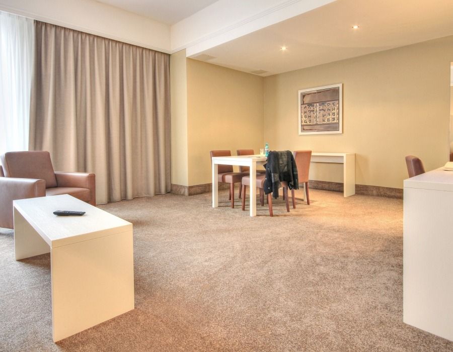 New Suite Near Airport DUS - 7
