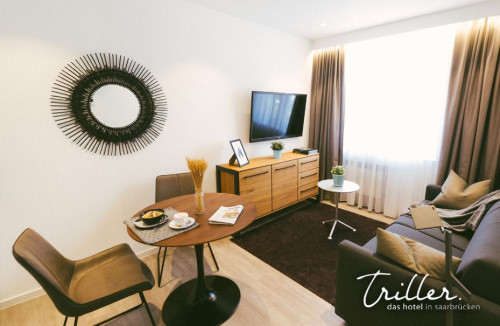 APARTMENT M * * * * Hotel Am Triller SERVICE - POOL- SAUNA - FITNESS - and MORE
