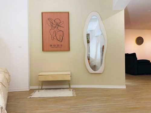 Unique Gem in Essen's Heart: High-Quality Studio Apartment in Former Air-Raid Bunker!