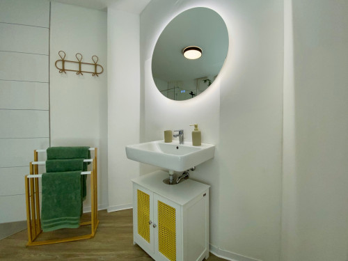 Unique Gem in Essen's Heart: High-Quality Studio Apartment in Former Air-Raid Bunker! - Gallery - 51