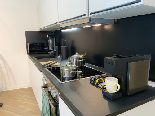 Unique Gem in Essen's Heart: High-Quality Studio Apartment in Former Air-Raid Bunker! - Gallery - 27