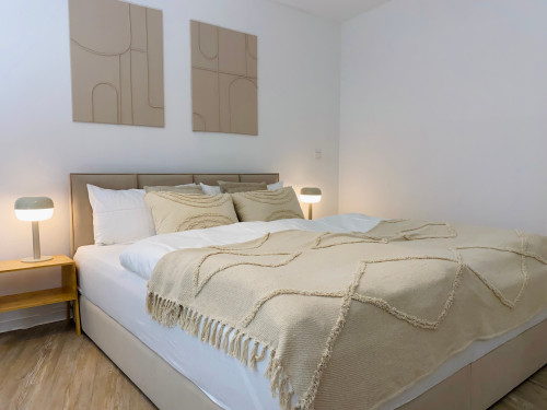 Unique Gem in Essen's Heart: High-Quality Studio Apartment in Former Air-Raid Bunker! - Gallery - 45