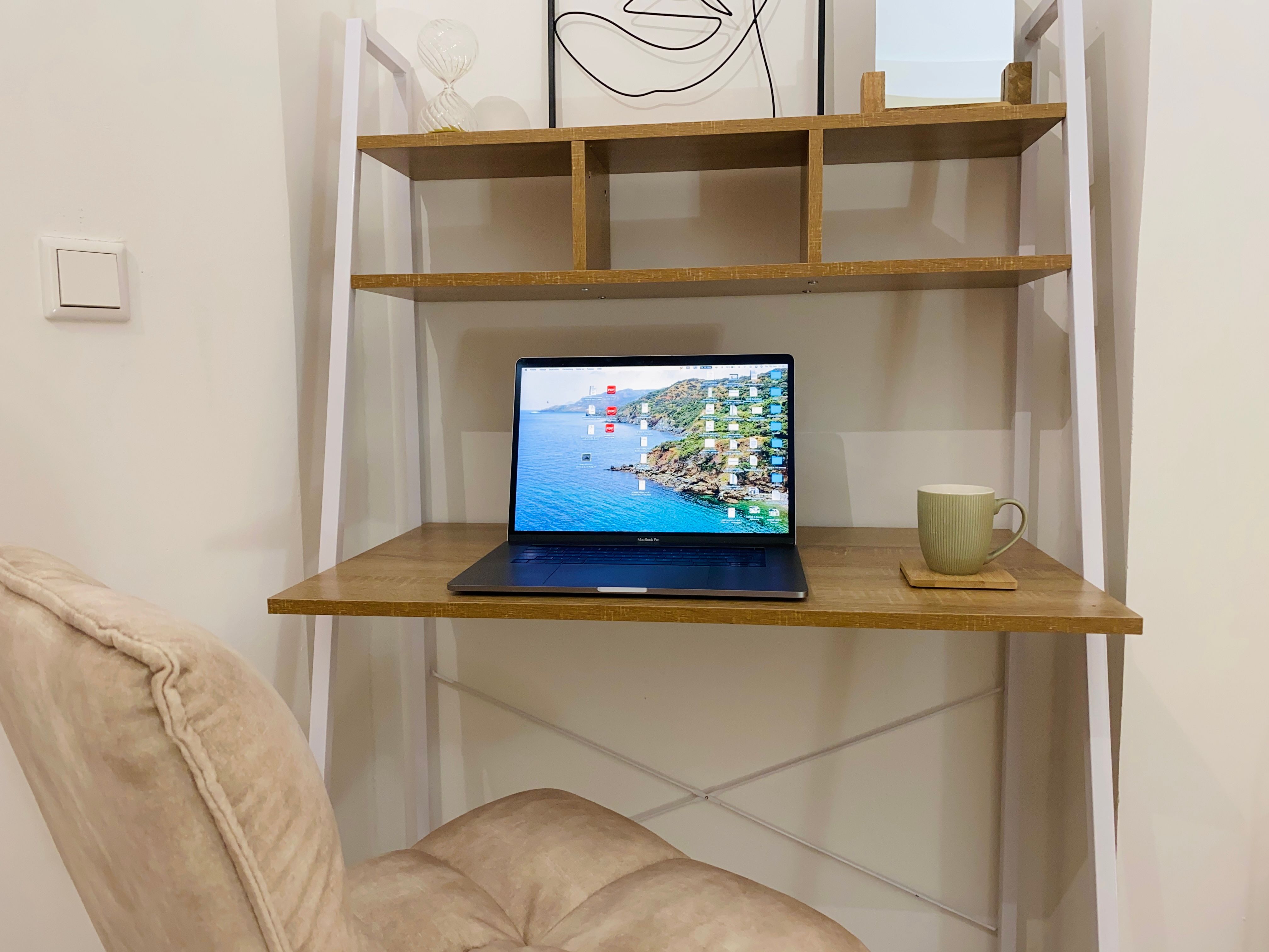 Unique Gem In Essen's Heart: High-Quality Studio Apartment In Former Air-Raid Bunker! - 29